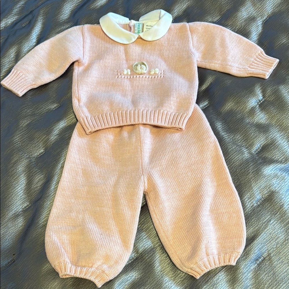 Adorable Pink Knit wood Baby Outfit